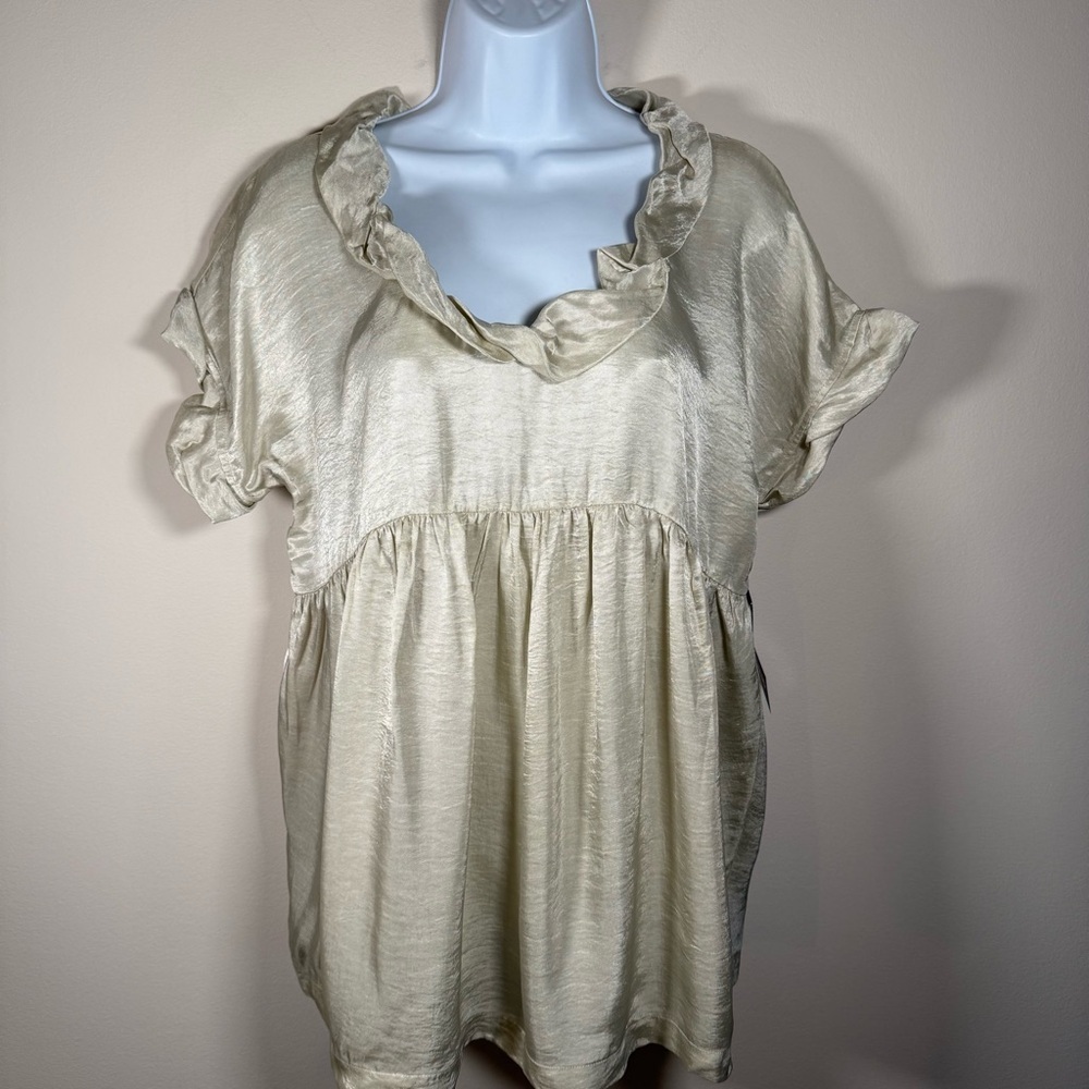 NWT Victor Alfaro Women’s Ivory Iridescent Flowy Dressy Blouse Top 10